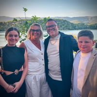 Maison 140 m² à Meyrargues avec piscine, barbecue, terrain de pétanque et jardin au calme.