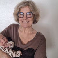 Bel appartement ancien près de la gare de Limoges, du centre-ville piéton et de la cathédrale.