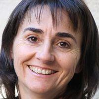 La maison de Mylène est dans une forêt, au calme. Proche de Bordeaux et du château de Montesquieu.