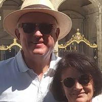 La maison de Jordi Appartement dans une residance calme, fleurie avec piscine et à 200 m de la mer