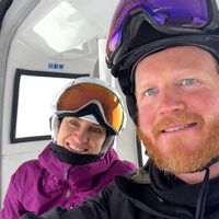 Near the CBD, cafe, shopping and well connected to public transport and across from park&playground