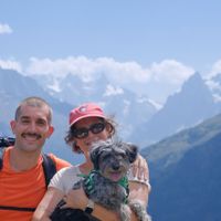 Appartement lumineux et soigneusement décoré, à 300m de Paris et des puces !