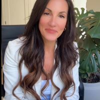 Résidence moderne d’exception au cœur d’une forêt privée, à deux pas du lac