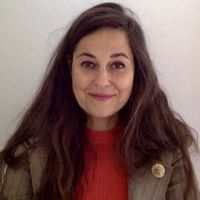 Appartement d'artiste dans un quartier vivant.