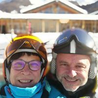 Petit refuge montagnard face aux pistes à Serre Chevalier pour 4 ou 6 p. Piscine , sauna, hamman.