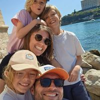 Grande maison familiale au calme avec piscine, proche Lyon, nature, culture et activités sportives