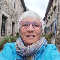 Maison fleurie au cœur de Treguier