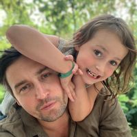 La maison de Zachary est un vieux maison de pierres lumineuse avec beaucoup d’charm.