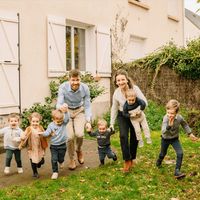 Maison de Madeleine & Bruno : jardin fleuri et trésors de la Loire
