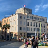 Duplex lumineux avec vue sur le port – Sanary-sur-Mer