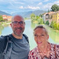 Maison de maitre à flanc de colline au coeur d'un parc de 5 hectares