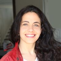 Grand appartement calme et lumineux à 5 min à pied de Paris :)