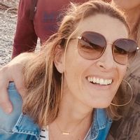 Magnifique maison fonctionnelle au calme, avec jardin paysagé et parking privé.