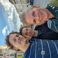 Maison de caractère de 1928 dans un quartier calme, non loin du centre-ville et de la gare centrale.