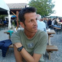 Grande maison familiale de 120 m2 avec jardin ombragé et piscine