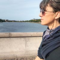 Appartement - une chambre, lit simple - un salon, lit double au coeur de Paris.