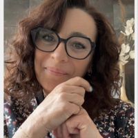 La maison  Maison typiquement provençale en pierre avec studio indépendant au rez de chaussée