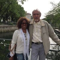 Maison isolée au bout du village avec grand terrain autour. La petite ville de Nyons est à 30 mn