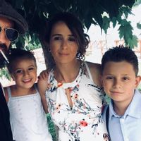 Maison en bois pour amoureux de la nature (Little Wood House behind the trees)