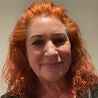 Valerie's house is a lovely 2 level suite in Granville Island. With a large deck with a view.