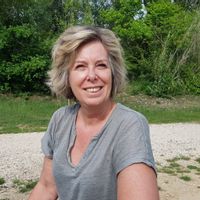 Maison indépendante de 60 m2 avec patio végétalisé au cœur de la ville de Salon de Provence.