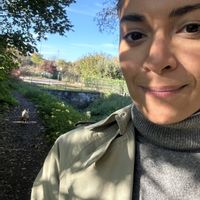 Gemütliche 3-Zimmer-Wohnung in einer ruhigen Ecke Berlins mit großem Garten und Balkon.