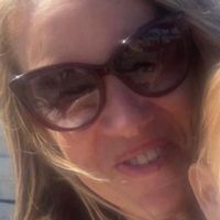 La petite maison dans la verdure, près de la mer