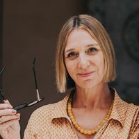 Private oceanfront villa. Stunning Bali sunsets guaranteed. Sleeps 10.