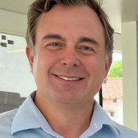 The Kelly House: Beautiful Home close to beach, shopping, dinning and recreation.