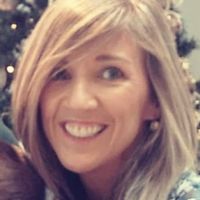 Modern 4-bed home in Innishannon, Gateway to West Cork.Village life with city, beaches, golf & walks