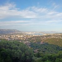 Maison à Toulon proche plages pour vacances idéales au soleil