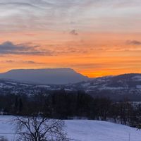 Maison d'Hélène, Romain, Jules et Charly dans les Bauges