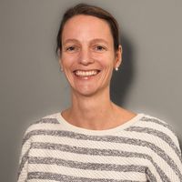 Comfortable Home with Fireplace, Garden, and Large Terrace