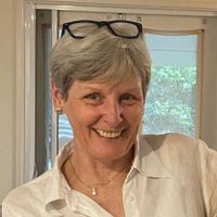 Beautiful home on the Wild Atlantic Way, Ireland. Fabulous hill walking, sea swimming, lovely towns.