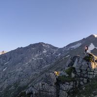 Appartement 1 chambre au cœur de Paris, petite vue sur le haut de la Tour Eiffel