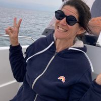 Jolie maison très lumineuse sur plusieurs niveaux. En périphérie du centre-ville, proche de tout.