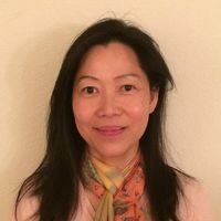 Rural living on west slope of snow-capped Mt Shasta volcano – yet close to restaurants and freeway