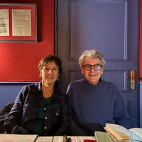 Ile de Groix .  La petite maison est située dans un  hameau, à proximité d 'une  plage ( 400 m )