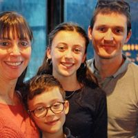 Grande maison récente et moderne avec piscine, vue campagne et montagnes !