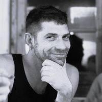 Bel appartement 2 chambres, terrasse et jardin, proche du centre-ville