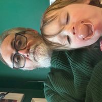 House is very close to Dublin City centre, easy access to the airport. Red line Luas nearby.