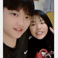 CHIEH-Yu with Rongs hus