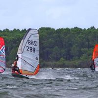 Jean Pierre's house Maison moderne, toit terrasse, au cœur du vignoble bordelais.