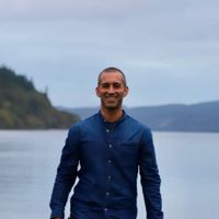 Villa Indipendente con vista sul mare, piscina e giardino e terrazze, adatta agli animali domestici