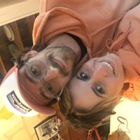 Maisonnette de charme pour 2 pers. Jardin de 70 m², terrasse privée, fauteuils, table et brasero.