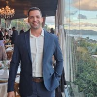 2 bedrooms apartment with a suite