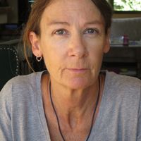 Cozy but also very light home in attractive urb with river and walking paths