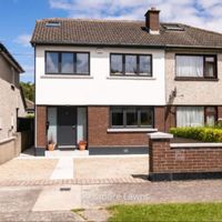 Kevin's house Modern 4 bedroom semi-detached house with two cars, front driveway in residential area