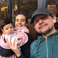 Dans un quartier charmant, à 10 min de la Tour Eiffel. Appartement lumineux avec vue sur les toits.