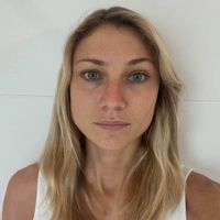 Appartement calme - quartier Louis Blanc  Idéalement situé avec 3 lignes de métro